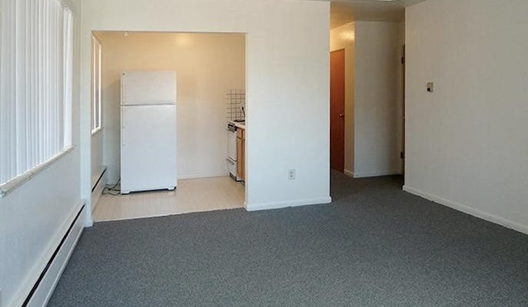 What will $1,000 rent you in Hale, right now?