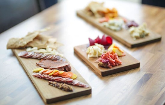 Explore the 3 top spots in Milwaukee's Brewer's Hill neighborhood
