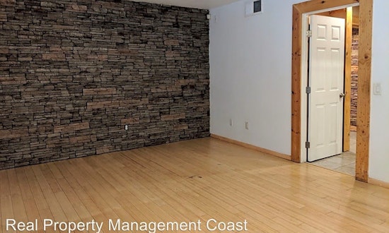 Renting in Santa Ana: What's the cheapest apartment available right now?