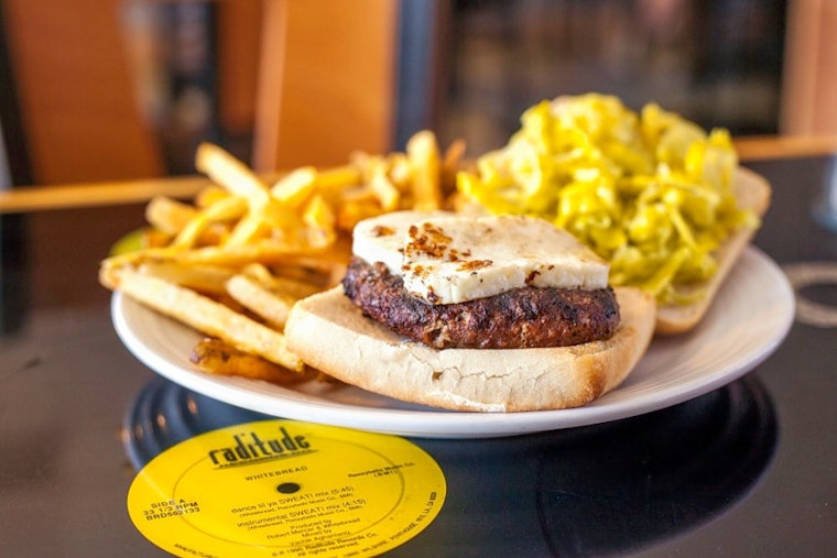 Here are Arlington's top 5 traditional American eateries