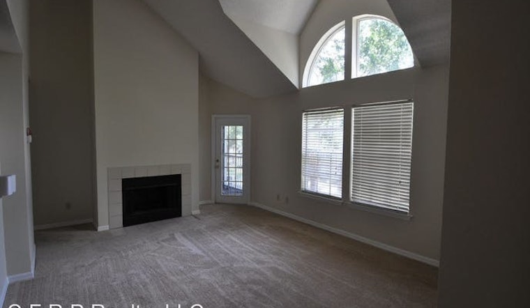 Renting in Orlando: What will $1,200 get you?