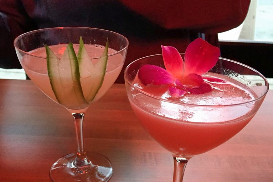 'Bar Cargo' Brings Pizza And More To River North