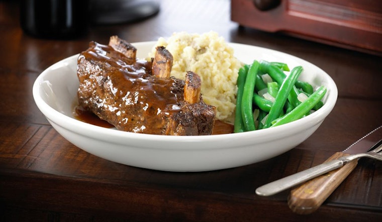 The 4 best traditional American spots in Aurora