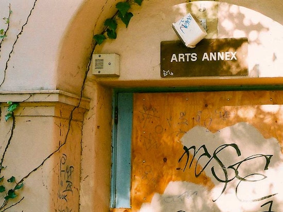 Behind the Walls at Haight and Laguna