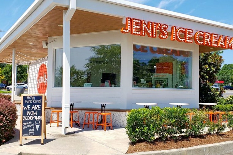 Jeni's Splendid Ice Creams opens its doors in the Park Road Shopping Center
