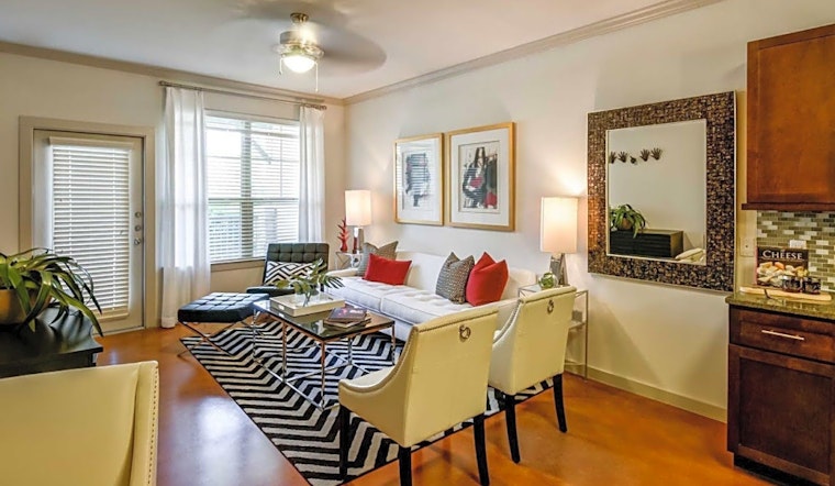 What will $1,100 rent you in Alamo Farmsteads-Babcock Road, this month?