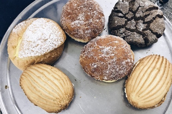 Explore 5 top budget-friendly bakeries in Cleveland