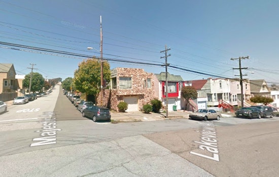 Woman Fights Off Kidnapper In Ingleside District