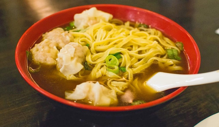 Explore the 5 most popular spots in Chicago's Chinatown neighborhood