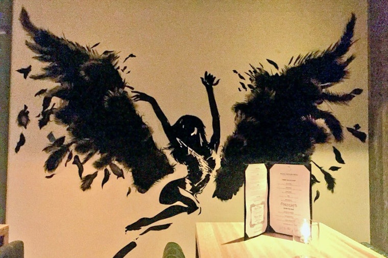 New Cocktail Bar 'Point & Feather' Now Open In River North