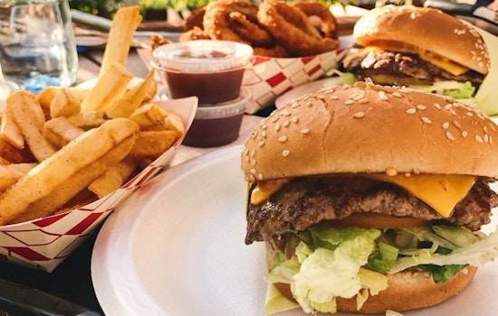 Santa Ana's 3 favorite spots for low-priced burgers