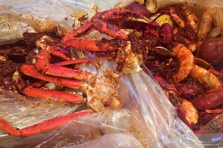 Lee's Seafood Boil & Sushi makes Brandon Forest debut, with seafood and more