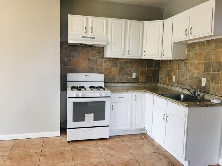 Renting in Newark: What will $1,600 get you?