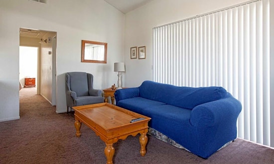 Renting in Bakersfield: What will $900 get you?