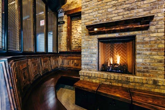 'The Moonlighter' Brings Burgers, Cocktails And More To Logan Square