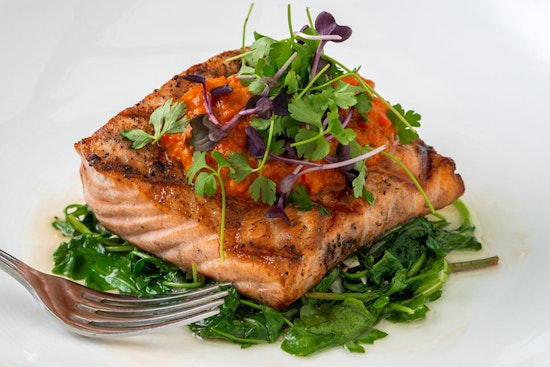 Seafood and more: What's trending on Phoenix's food scene?