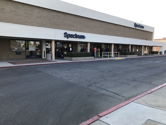Top Bakersfield news: Spectrum to close callcenter; porch pirate wanted by police; more