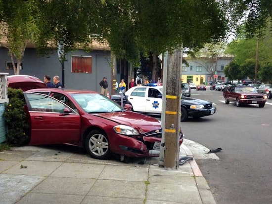 Robbery Suspects Arrested After Car Chase, Crash in Lower Haight [Updated]