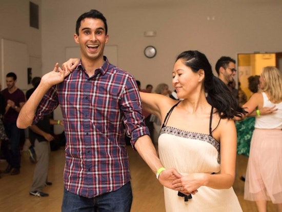 5 Affordable Date Night Activities In Oakland