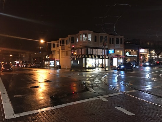 2 Robbed, Assaulted At 9th & Irving Bus Stop