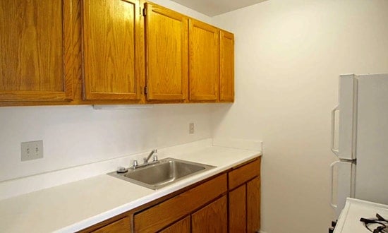 The newest budget apartments for rent in Murray Hill, Milwaukee