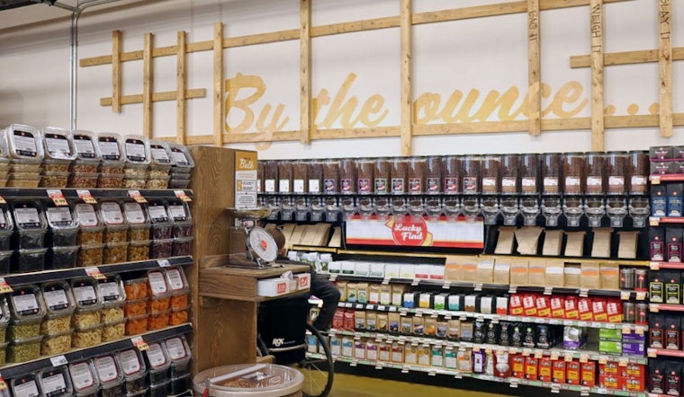 Lucky's Market opens new location in Colonial Town Center