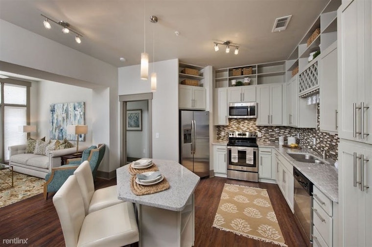 The cheapest apartments for rent in Carver City, Tampa