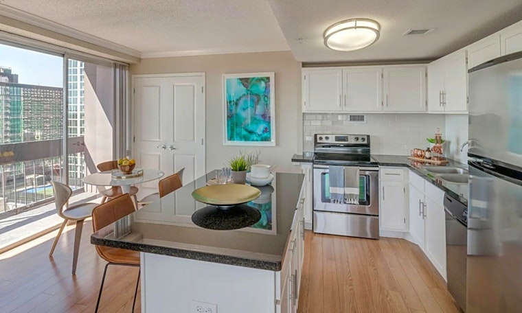 The best-priced budget apartments for rent in Downtown Houston