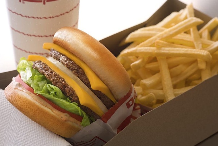 Bakersfield's 3 best spots to score burgers on a budget