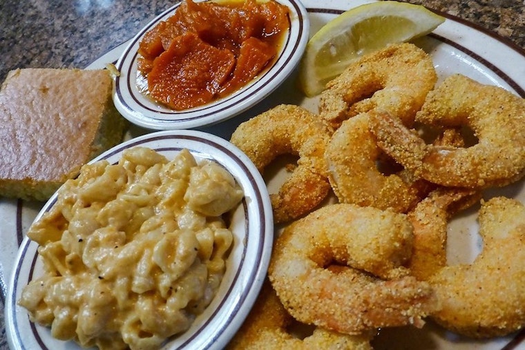 The 5 best Southern spots in Bakersfield