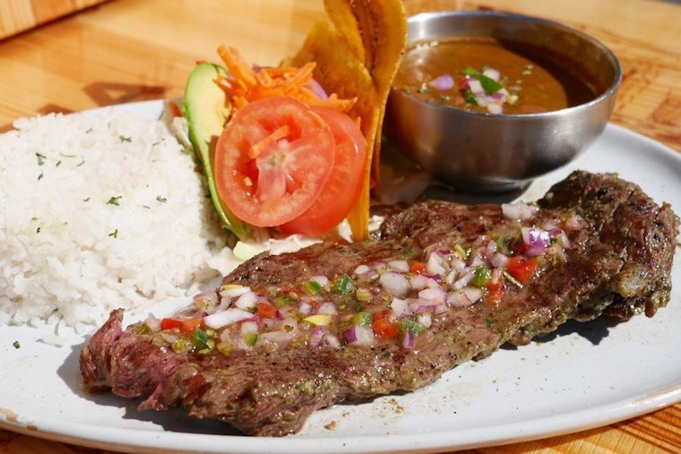 Explore the 4 most popular spots in Tampa's Riverbend neighborhood