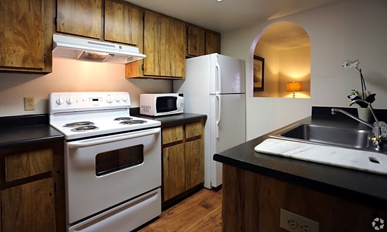 The cheapest apartments for rent in Paradise Valley, Phoenix