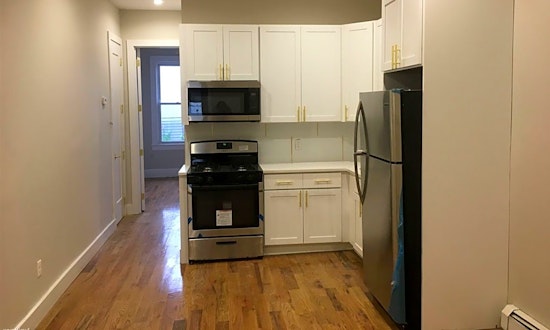 What will $1,900 rent you in Journal Square, this month?