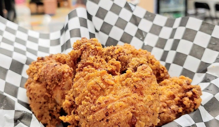 Find chicken wings and more at Lake Balboa's new Bene Chicken Cafe
