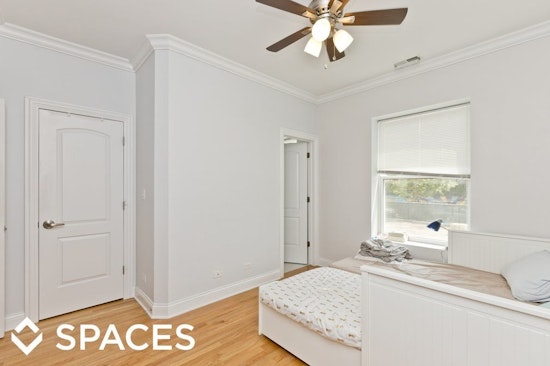 What will $1,700 rent you in Rogers Park, today?
