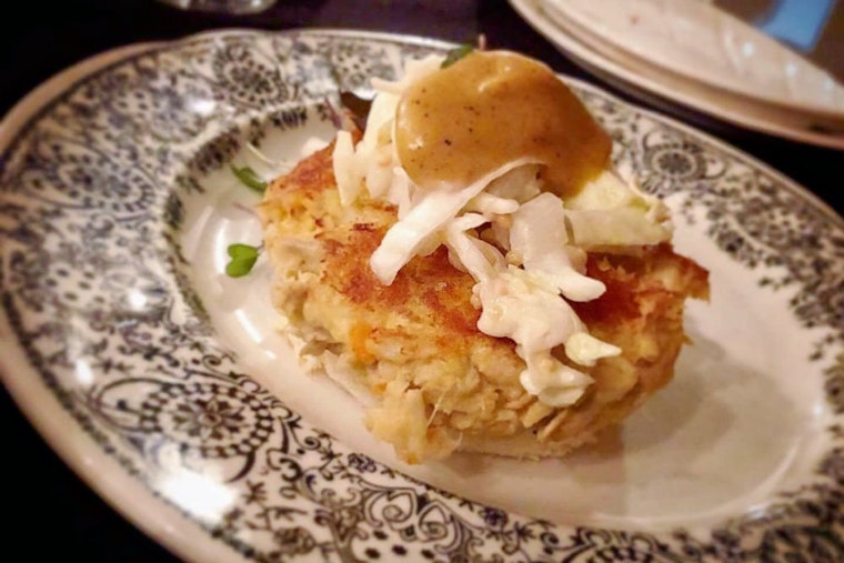 New Canton traditional American spot Coelum opens its doors