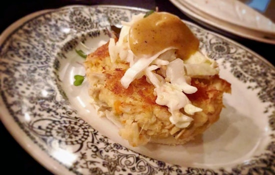 New Canton traditional American spot Coelum opens its doors