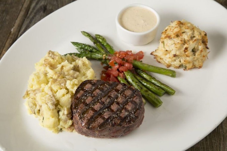 Check out the 4 most popular spots in Columbus' Crosswoods neighborhood