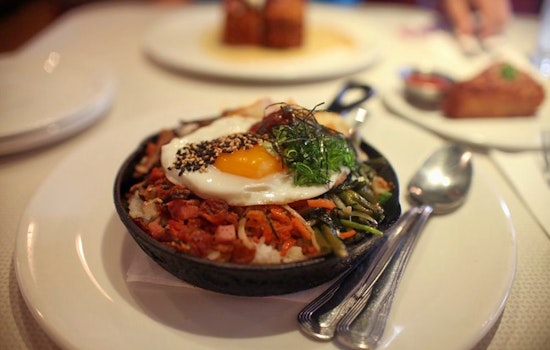 Check out the 5 most popular spots in Honolulu's Kaimuki neighborhood