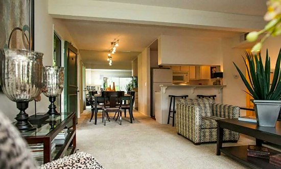Apartments for rent in Santa Ana: What will $1,800 get you?