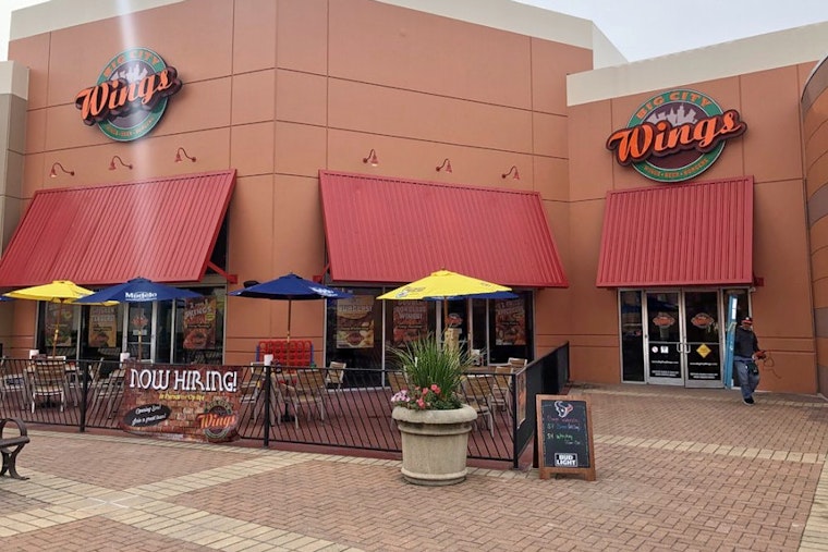 Get Chicken Wings And More At Spring Branch East's New 'Big City Wings'