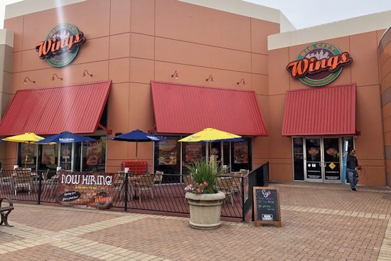 Get Chicken Wings And More At Spring Branch East's New 'Big City Wings'