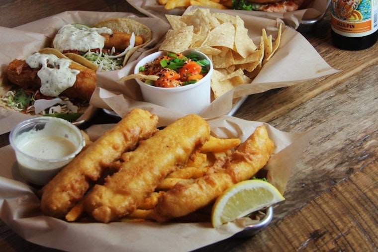 Explore the 5 top spots in Irvine's Woodbury neighborhood