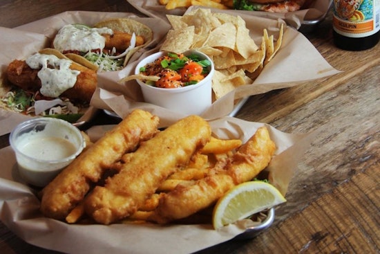 Explore the 5 top spots in Irvine's Woodbury neighborhood