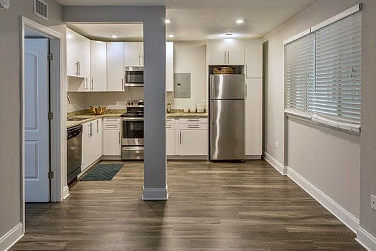 The cheapest apartments for rent in Courier City, Tampa