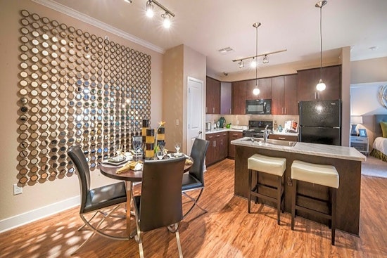 Apartments for rent in Albuquerque: What will $1,600 get you?