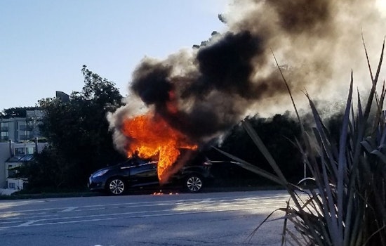 SFFD Responding To Diamond Heights Car Fire