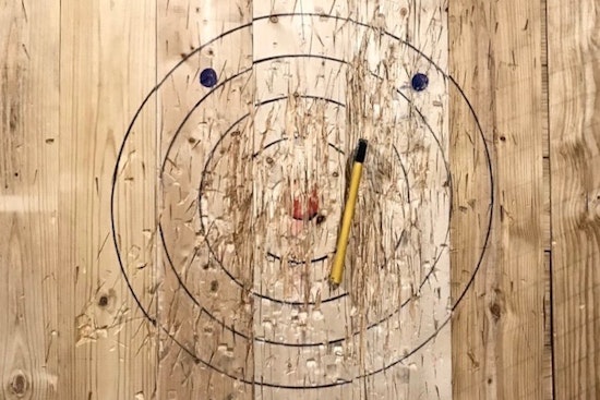 New recreational spot Lone Star Axe Throwing debuts in Central Arlington