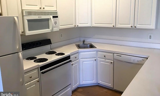What will $1,600 rent you in Old City, today?