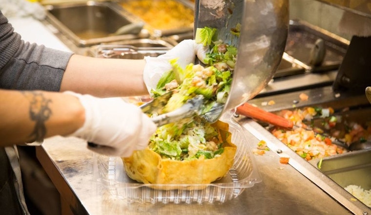 '¡Una Mas! Mexican Grill' Brings Mexican Fare To The FiDi